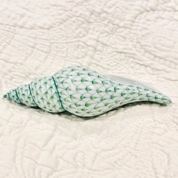 MY18-Herend Sea Snail Shell Fishnet Figurine RARE KEY LIME COLOR - Picture 4 of 6